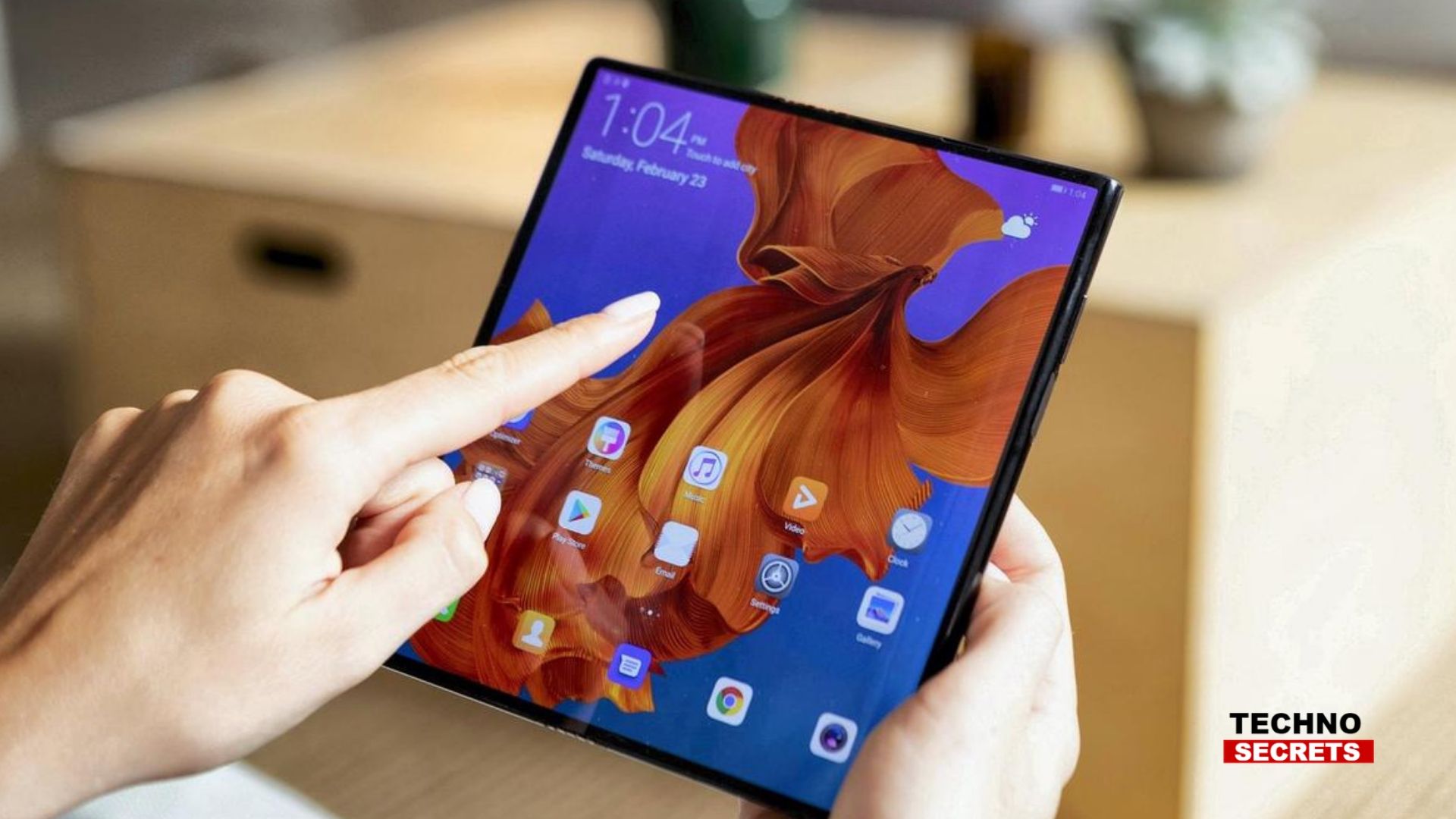 Huawei Mate X Foldable Smartphone to Launch in September