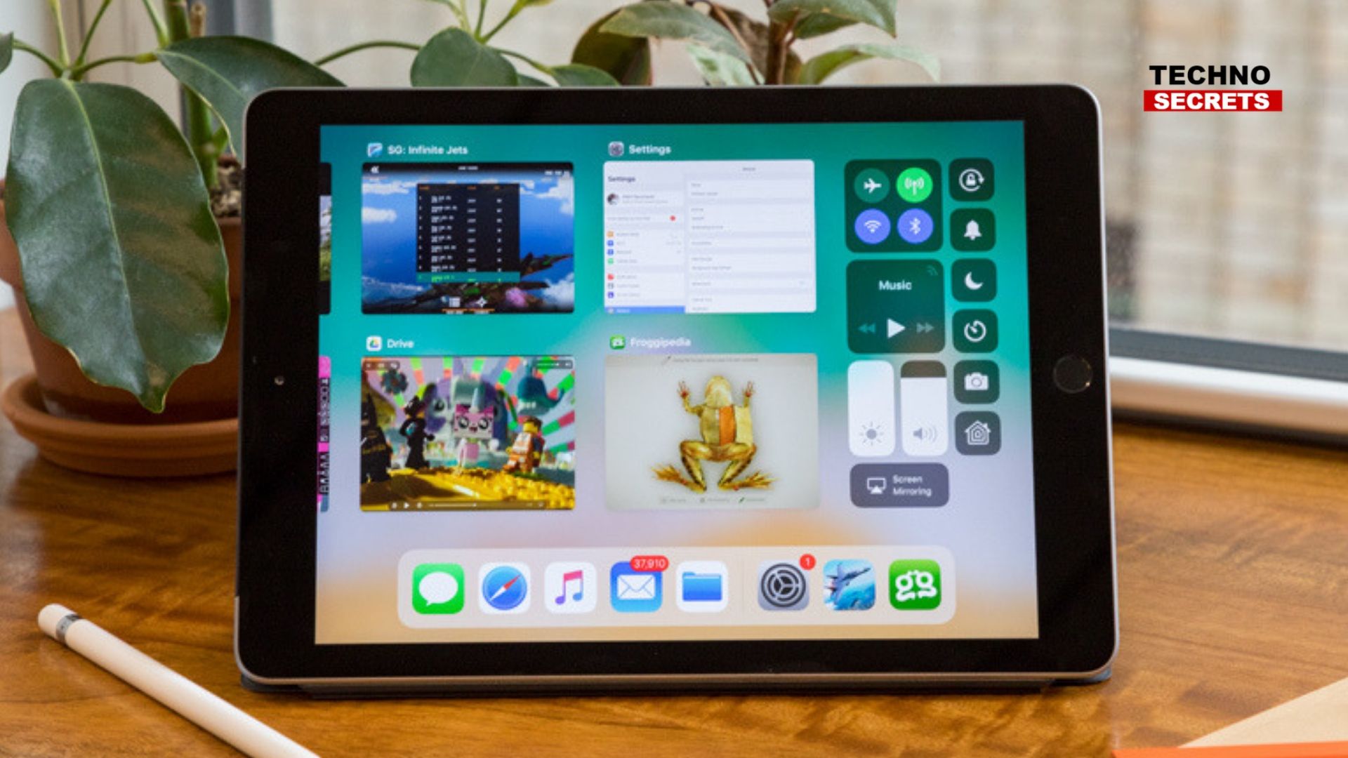Apple Working on Foldable iPad With 5G Connectivity