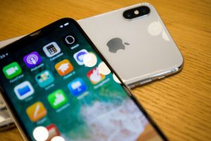 Report Suggests: 5G iPhone May Rely on a Custom Antenna