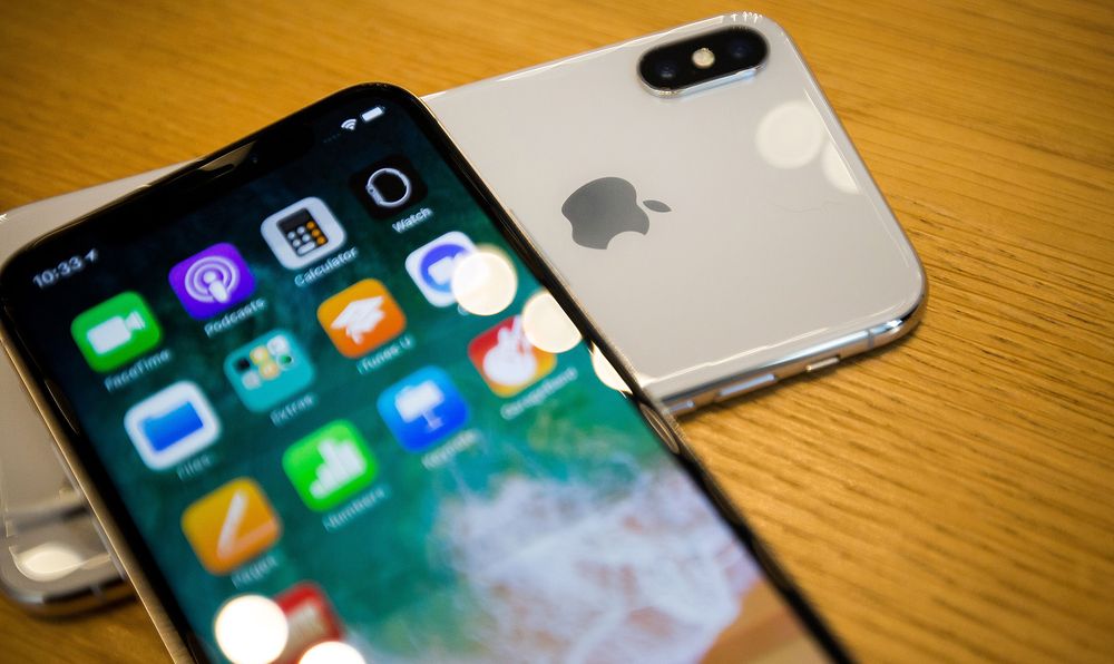 Report Suggests: 5G iPhone May Rely on a Custom Antenna